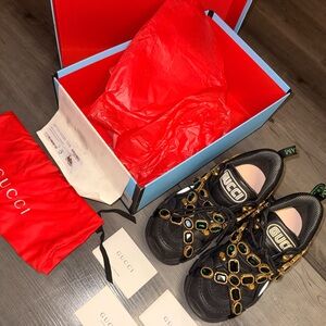 Gucci Flashtrek Embellished Leather Lace-Up Sneakers size 38.5 Woman